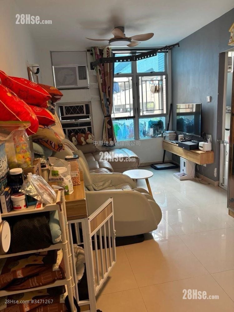 Tin Fu Court Sell 3 Bedrooms 650 ft²