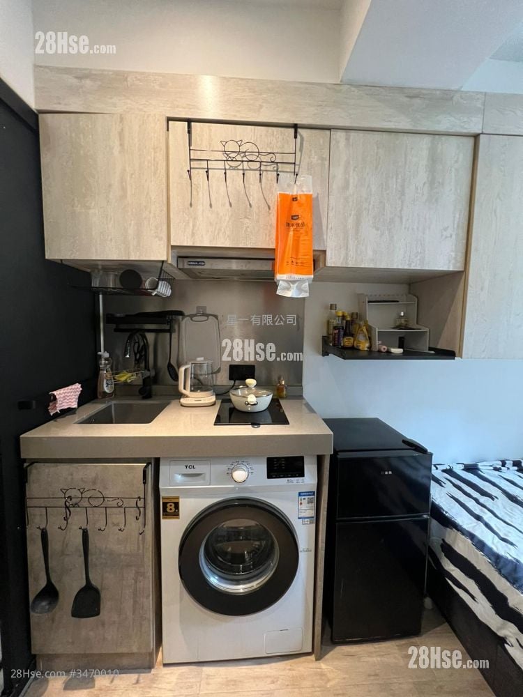 Hennessy Apartments Rental Studio , 1 Bathroom 100 ft²