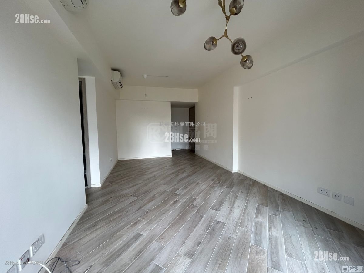 Fleur Pavilia Sell 3 Bedrooms , 2 Bathrooms 831 ft²