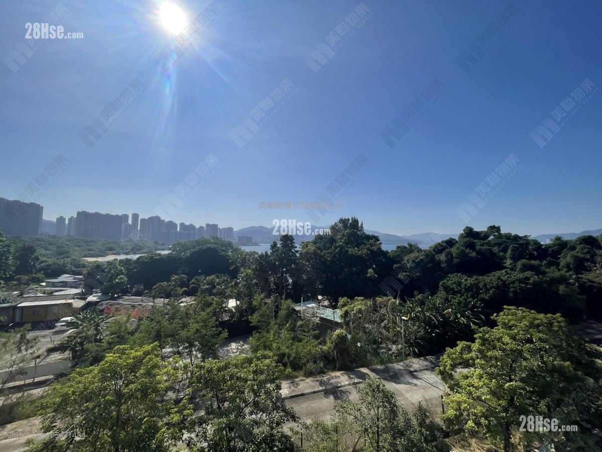 云海 售盘 4 房 , 3 浴室 967 平方尺