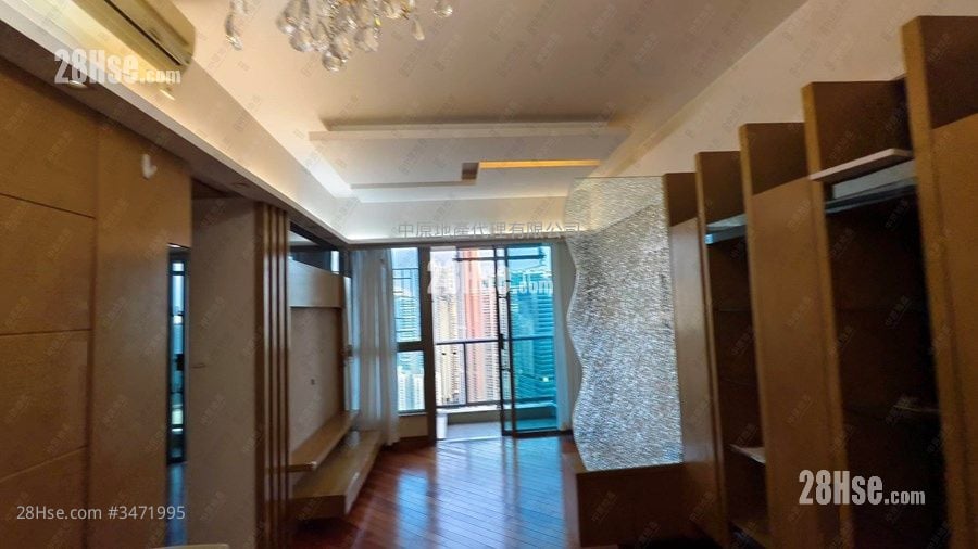 Vision City Rental 739 ft²