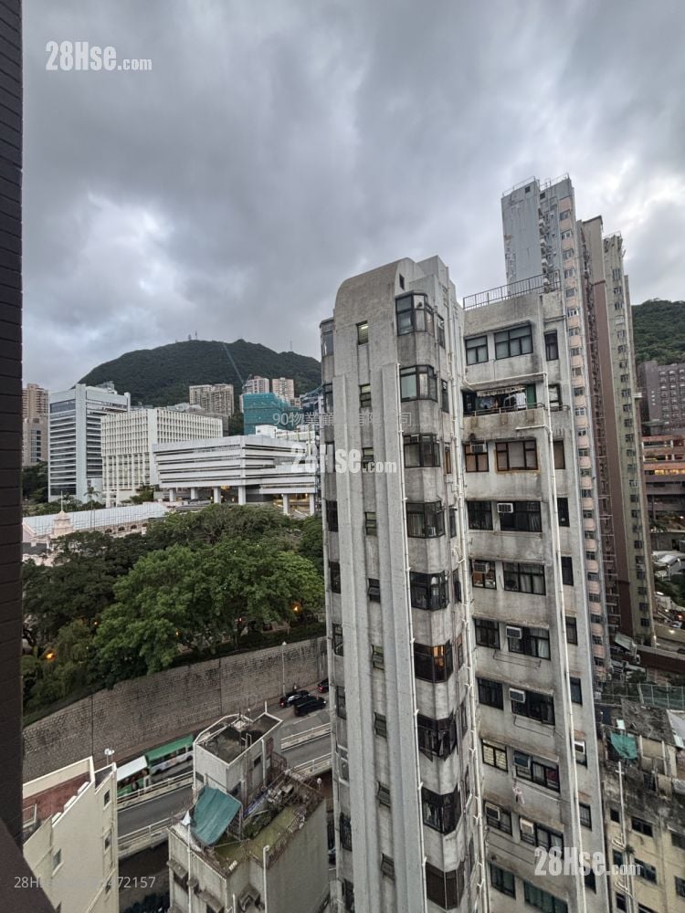 High West Sell 293 ft²