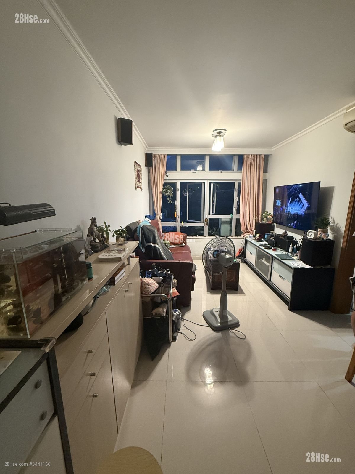 Lei Cheng Uk Estate Sell 3 Bedrooms 566 ft²