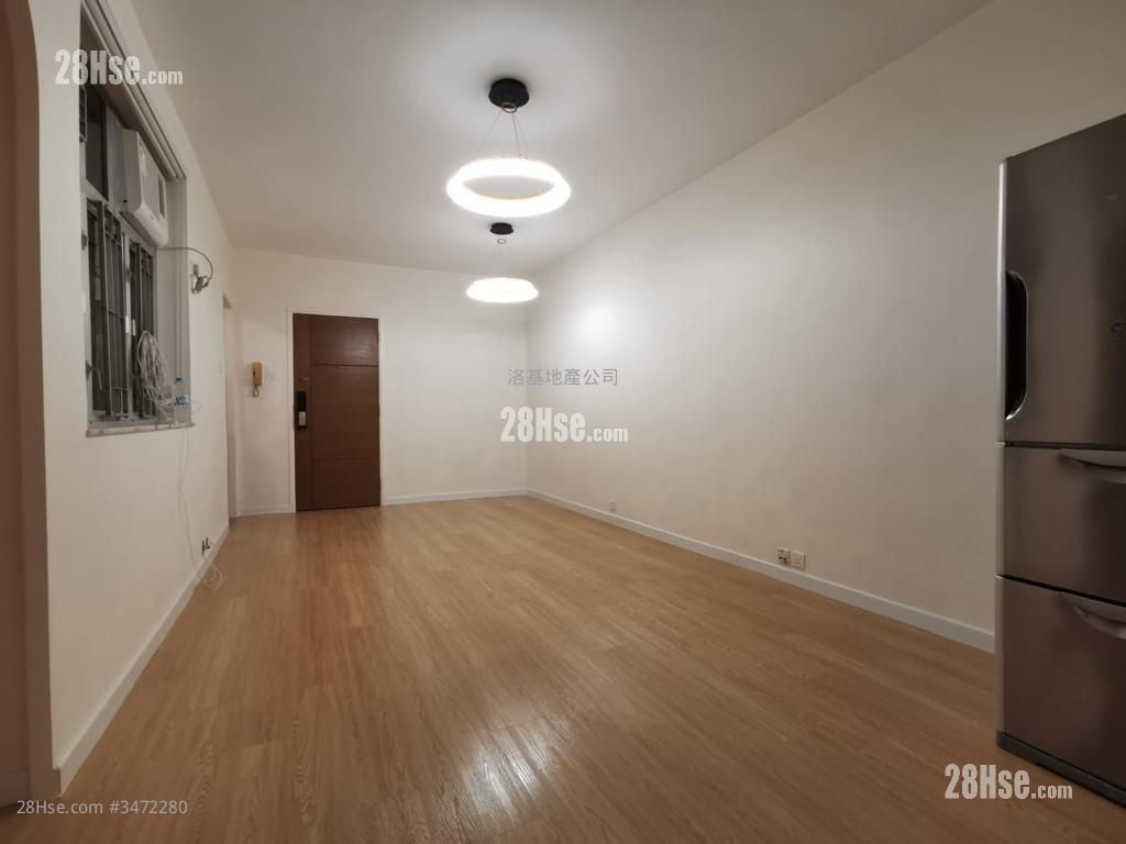 Telford Gardens Sell 2 Bedrooms , 1 Bathroom 494 ft²