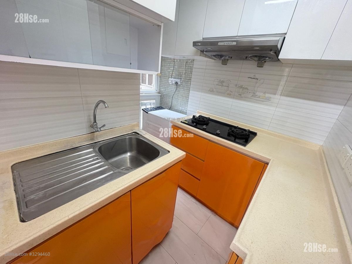 Pearl Court Rental 2 Bedrooms , 1 Bathroom 435 ft²