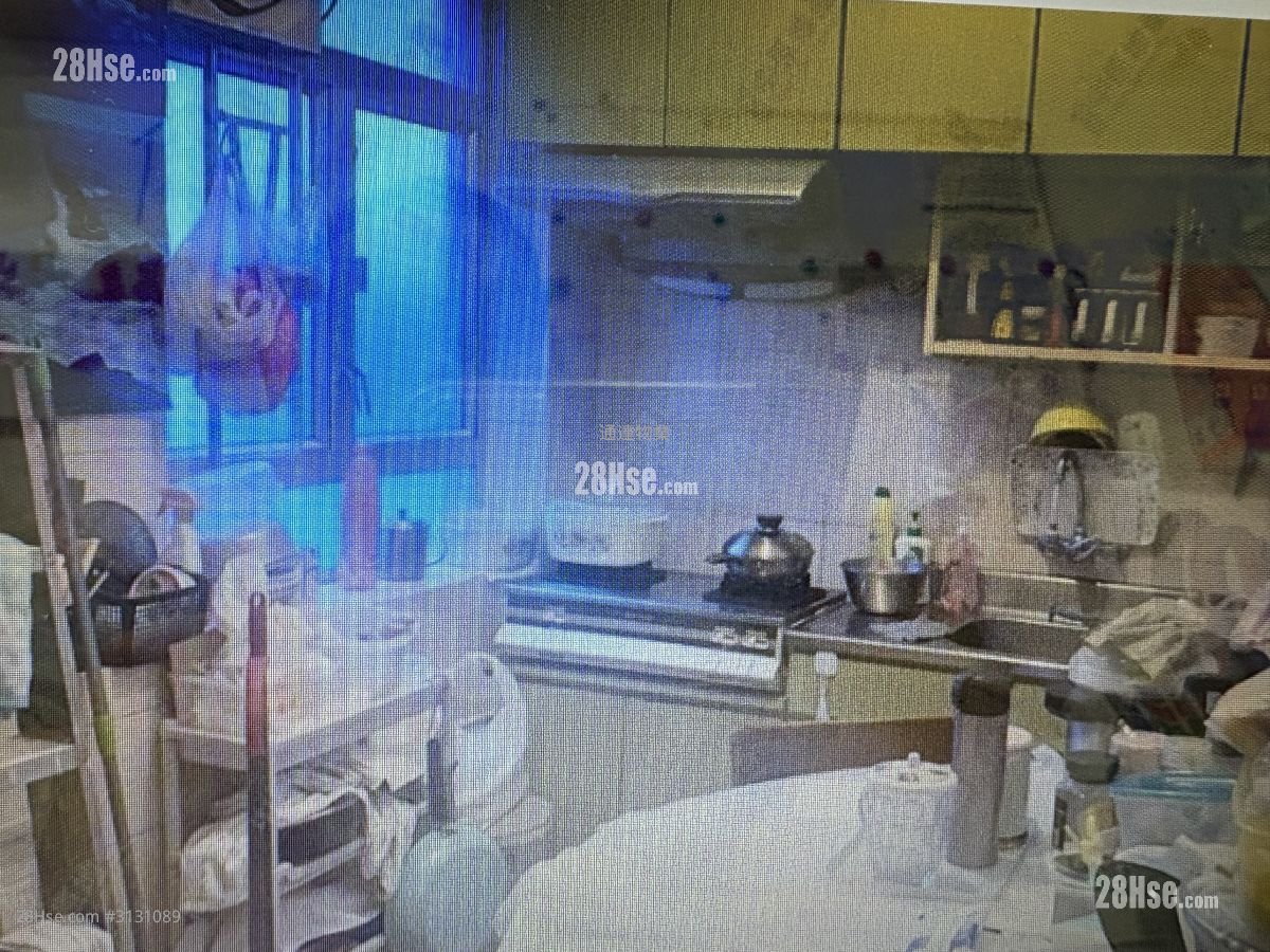 Joy Fat House Sell 3 Bedrooms , 1 Bathroom 696 ft²