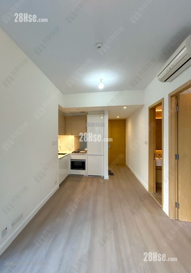 The Parkside Sell 1 Bedroom , 1 Bathroom 412 ft²
