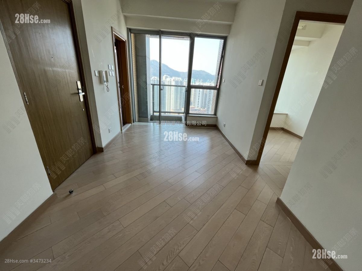 Century Gateway Sell 2 Bedrooms , 1 Bathroom 474 ft²