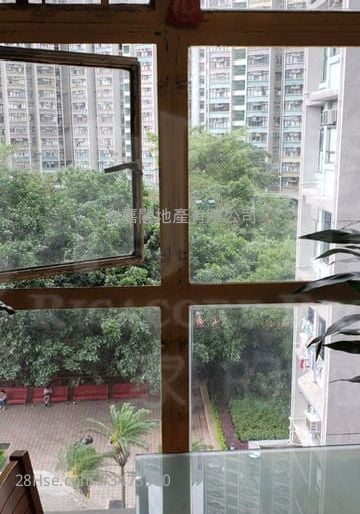 Tin Yau Court Sell 3 Bedrooms , 1 Bathroom 649 ft²