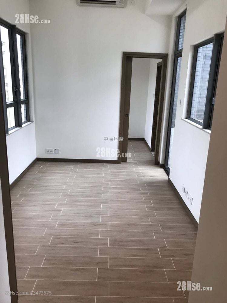 Astoria Crest Sell 1 Bedroom 270 ft²