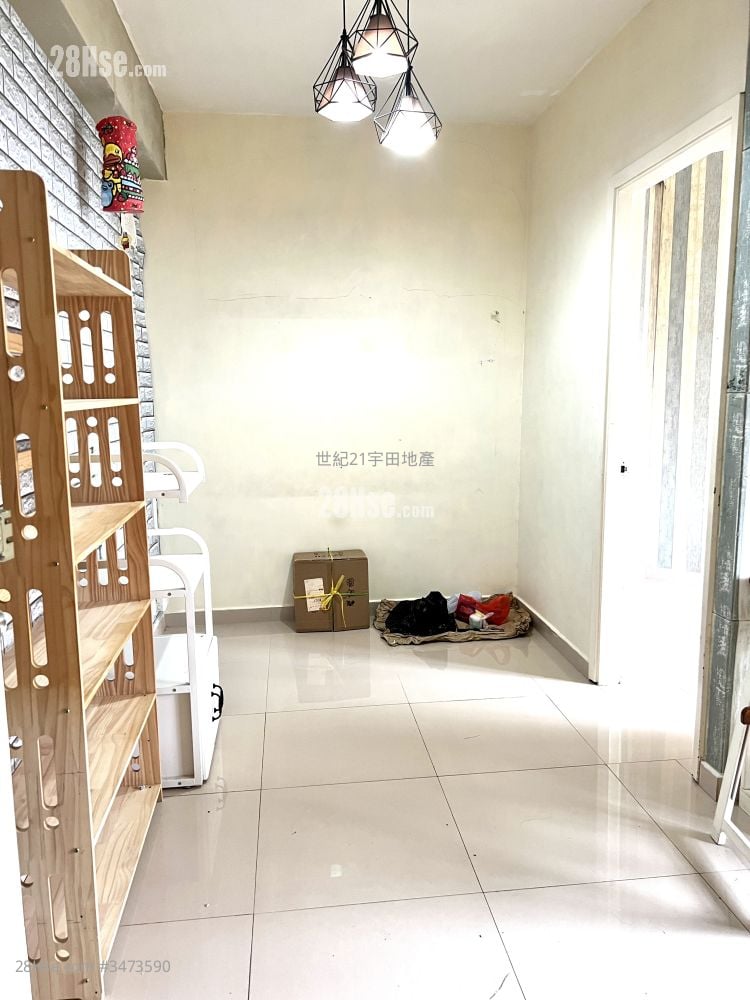 Eightland Gardens Sell 1 Bedroom , 1 Bathroom 333 ft²