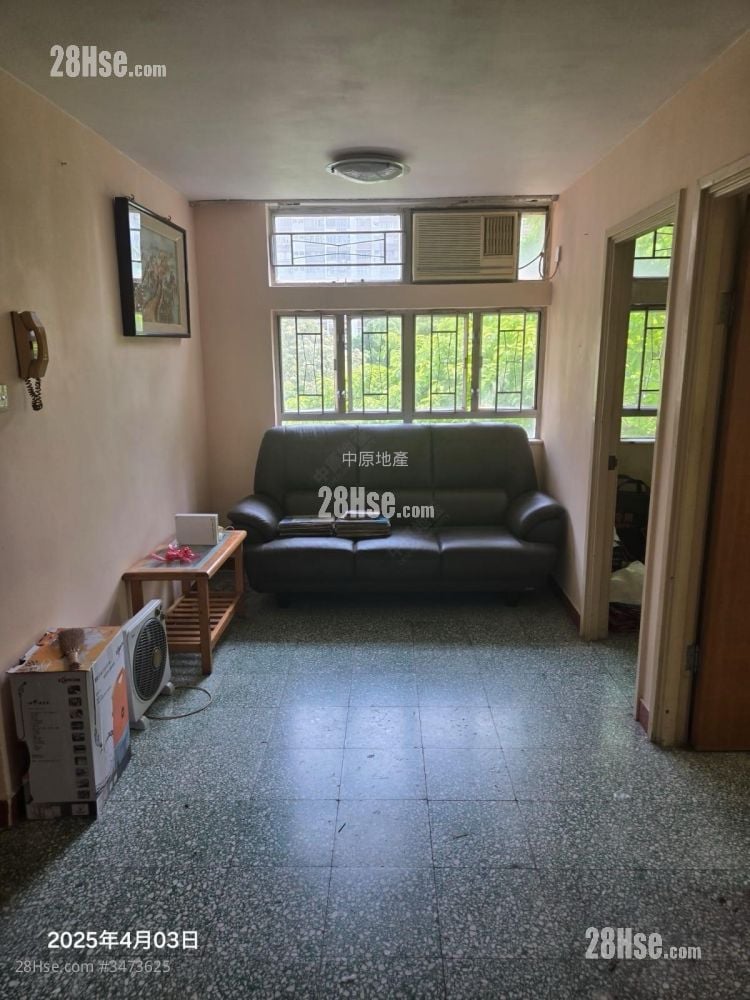 Choi Po Court Sell 2 Bedrooms 394 ft²