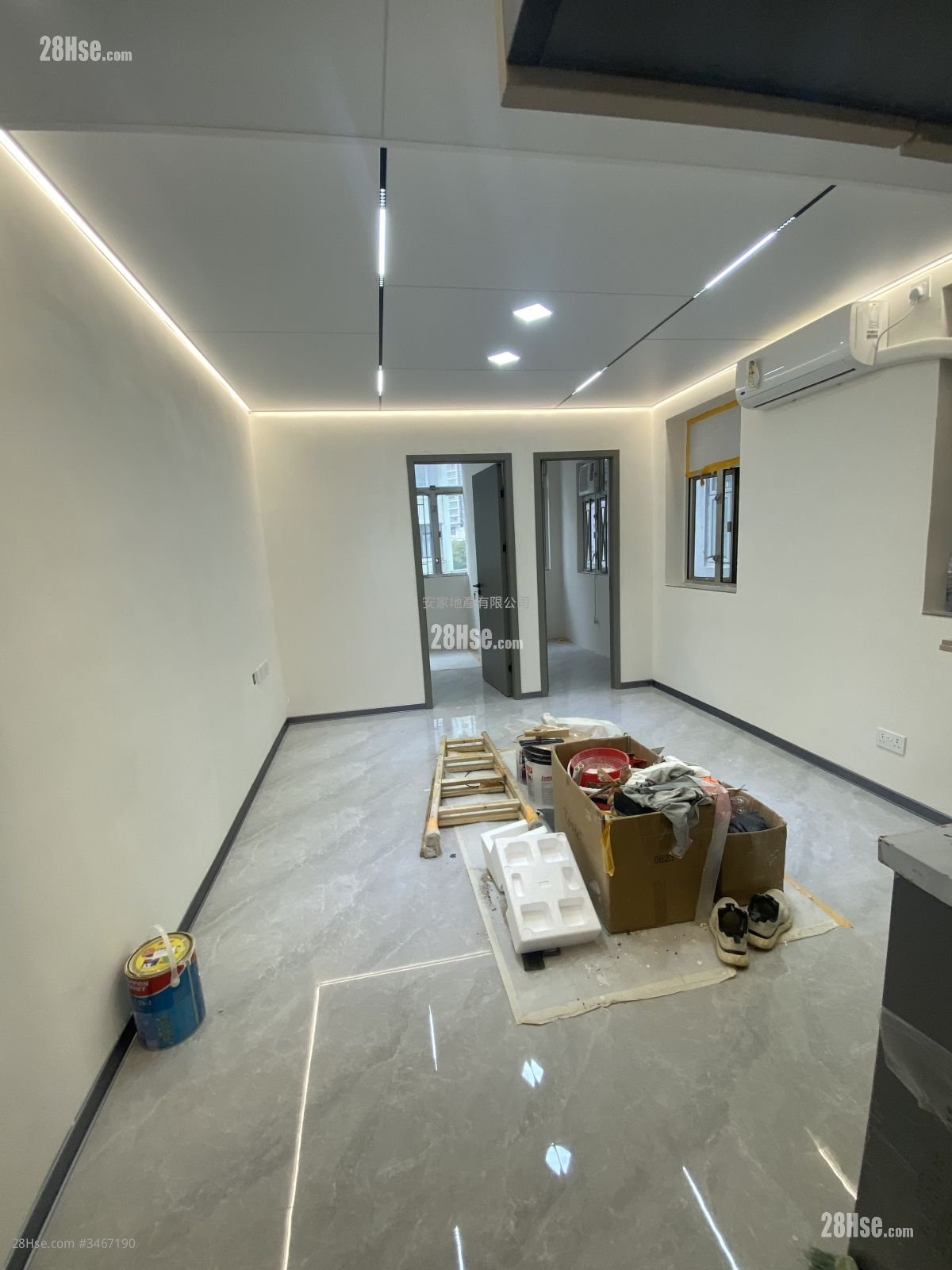 Chung Hing Building Rental 3 Bedrooms , 1 Bathroom 431 ft²