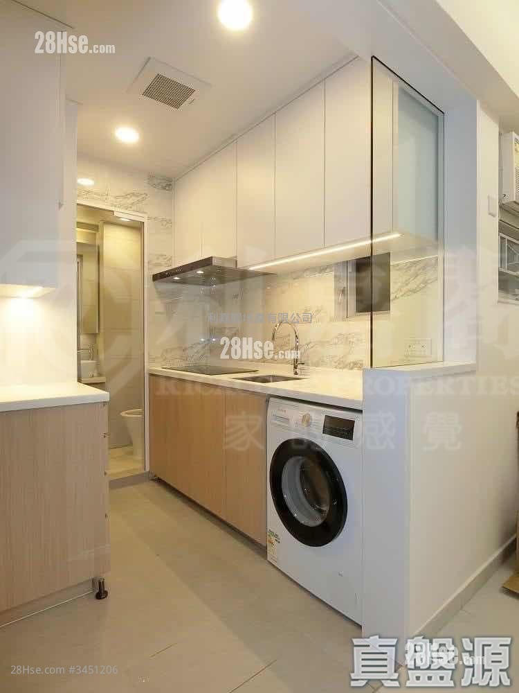 Po Lee Building Sell 2 Bedrooms , 1 Bathroom 341 ft²