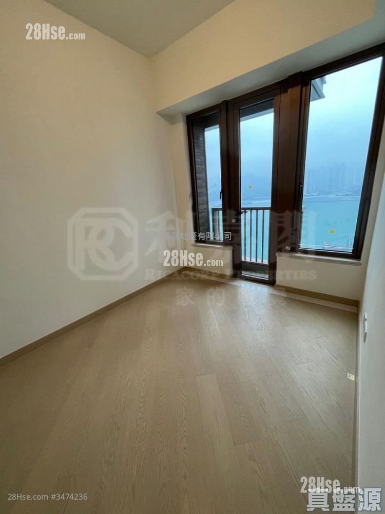 Lp10 Rental 3 Bedrooms , 2 Bathrooms 869 ft²