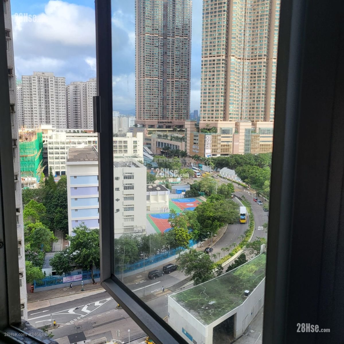 Fullview Garden Sell 3 Bedrooms , 1 Bathroom 592 ft²