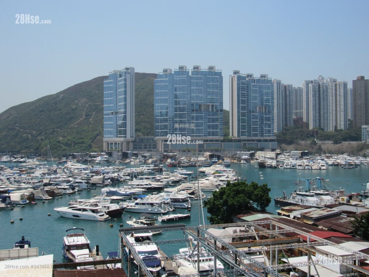 Broadview Court Sell 2 Bedrooms 422 ft²