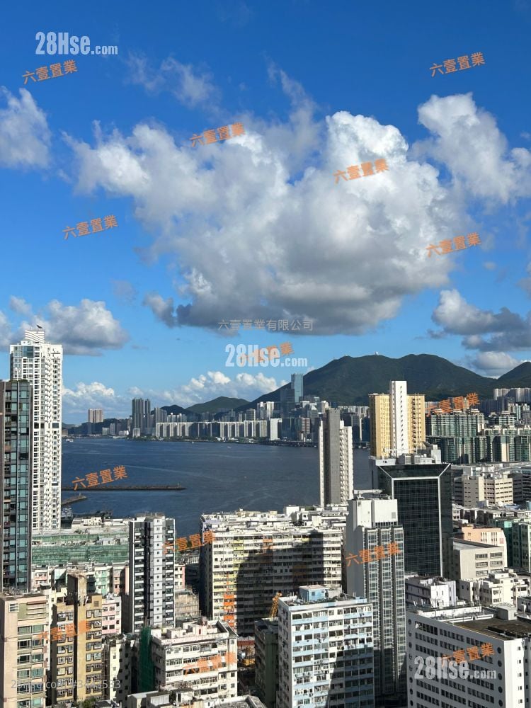 城轩 租盘 3 房 , 2 浴室 708 平方尺