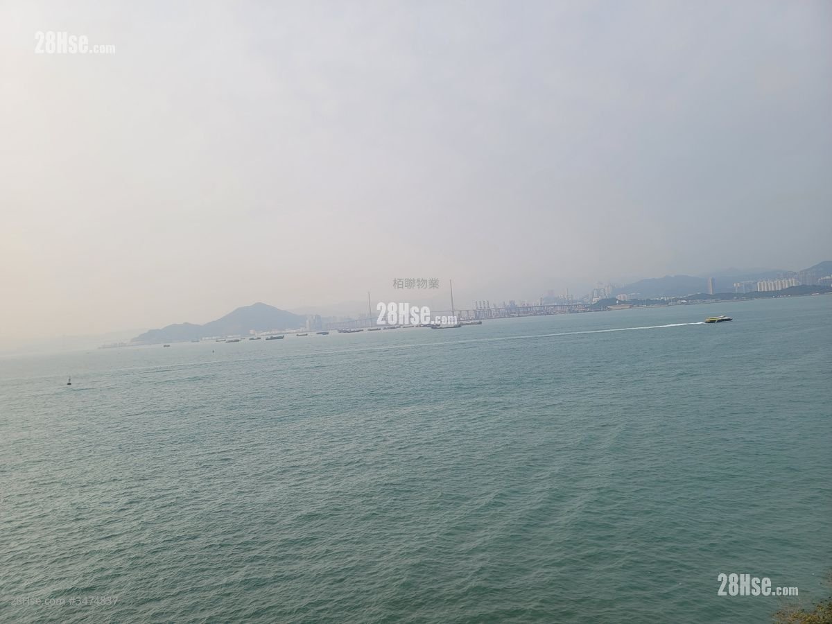 Hing Wong Building Rental 2 Bedrooms , 1 Bathroom 389 ft²