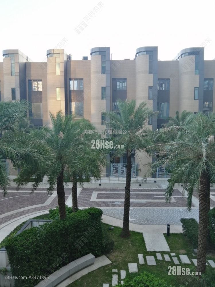Alto Residences Sell 3 Bedrooms , 2 Bathrooms 700 ft²