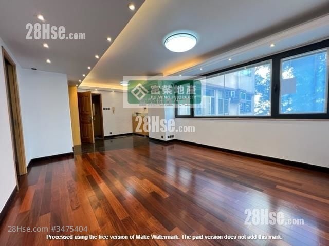 Greenfield Terrace Rental 3 Bedrooms , 2 Bathrooms 736 ft²