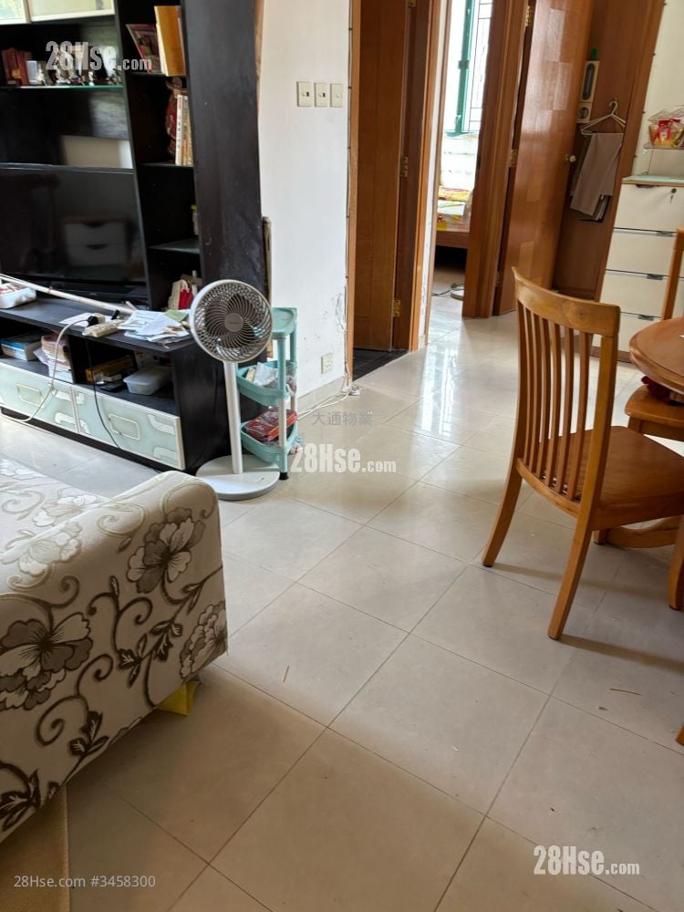 The Eastborne Sell 2 Bedrooms , 2 Bathrooms 407 ft²