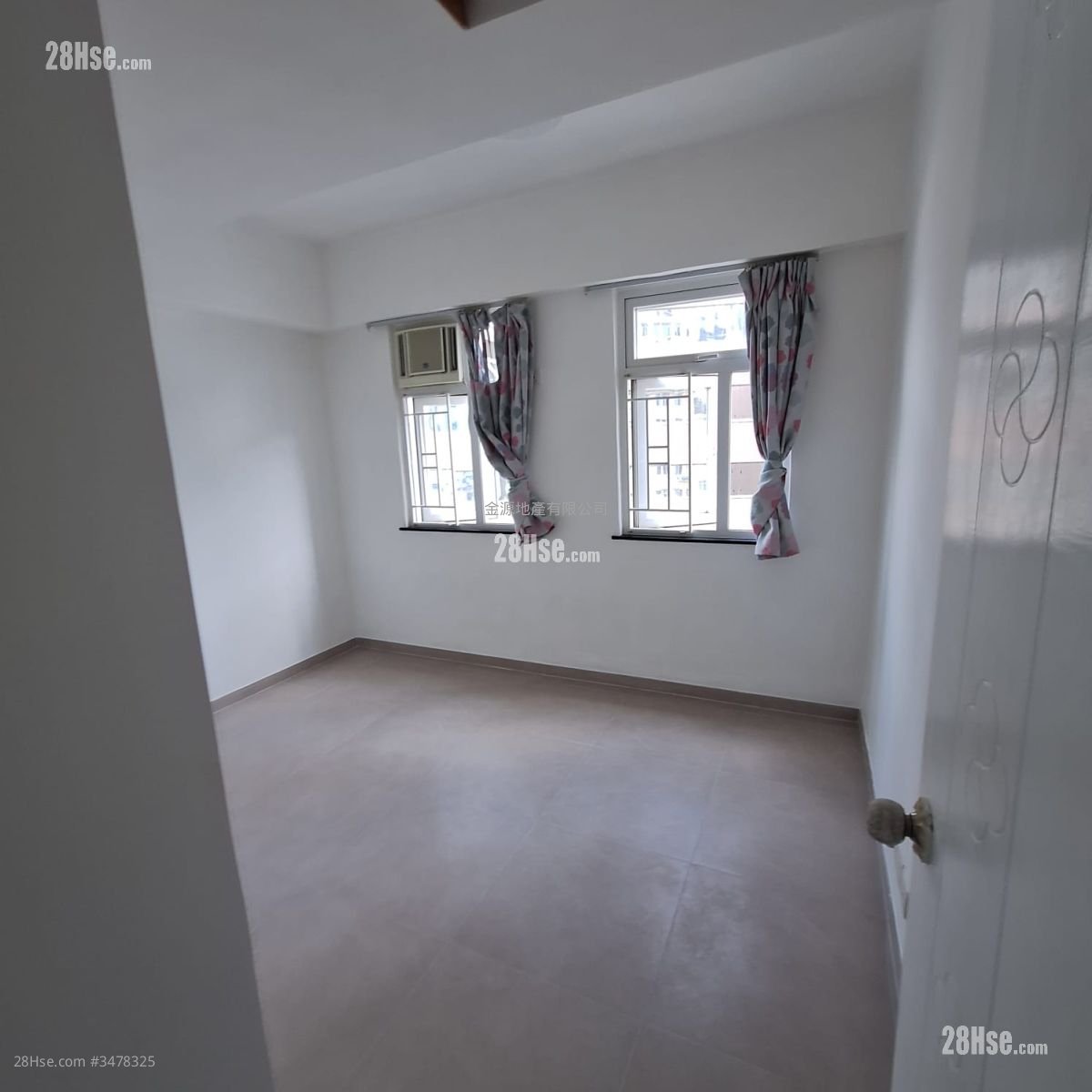 Pao Woo Mansion Rental 2 Bedrooms , 1 Bathroom 423 ft²