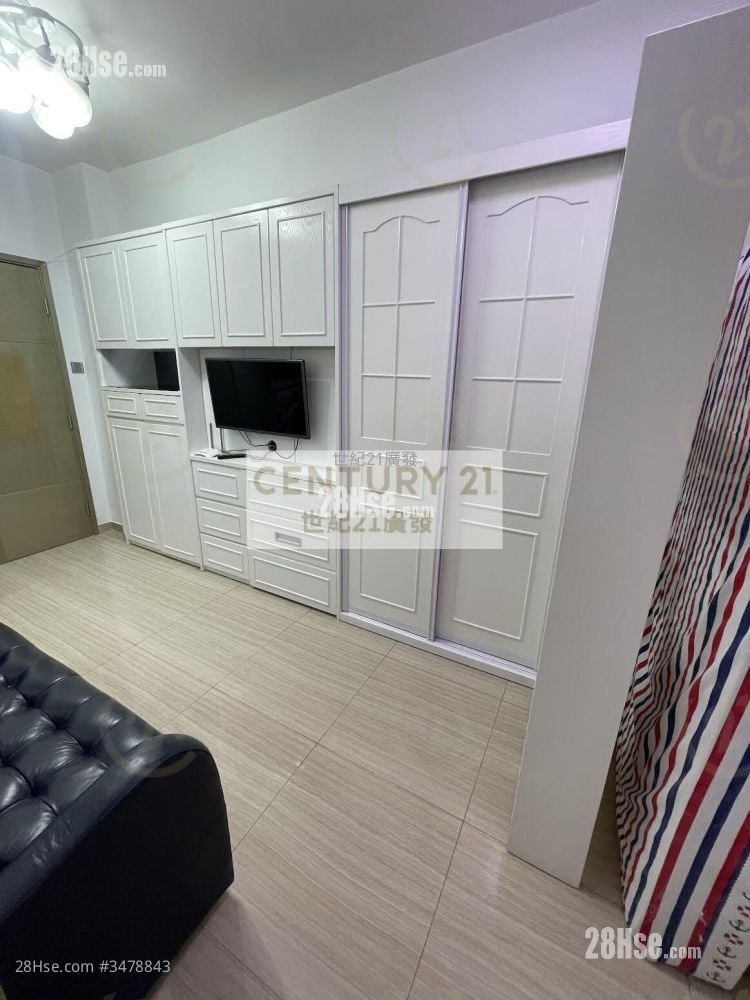 Hamilton Building Sell 1 Bedroom , 1 Bathroom 260 ft²