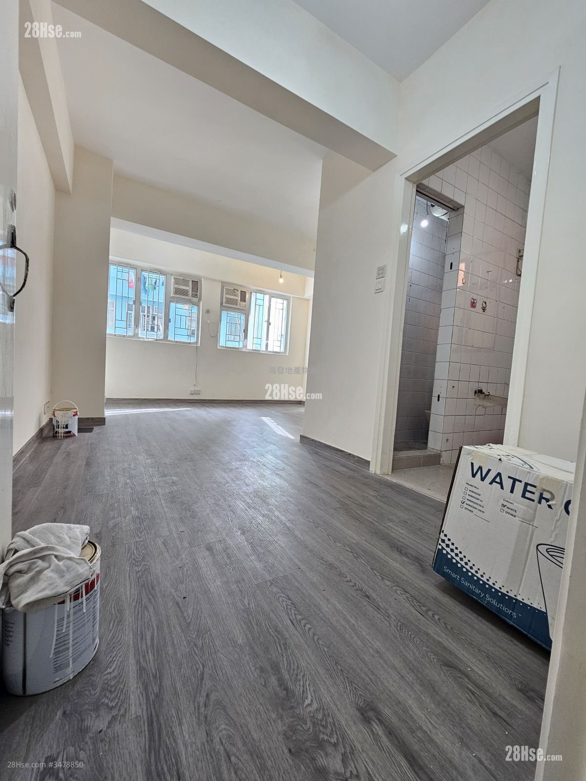 Lai Heung Building Sell Studio , 1 Bathroom 302 ft²