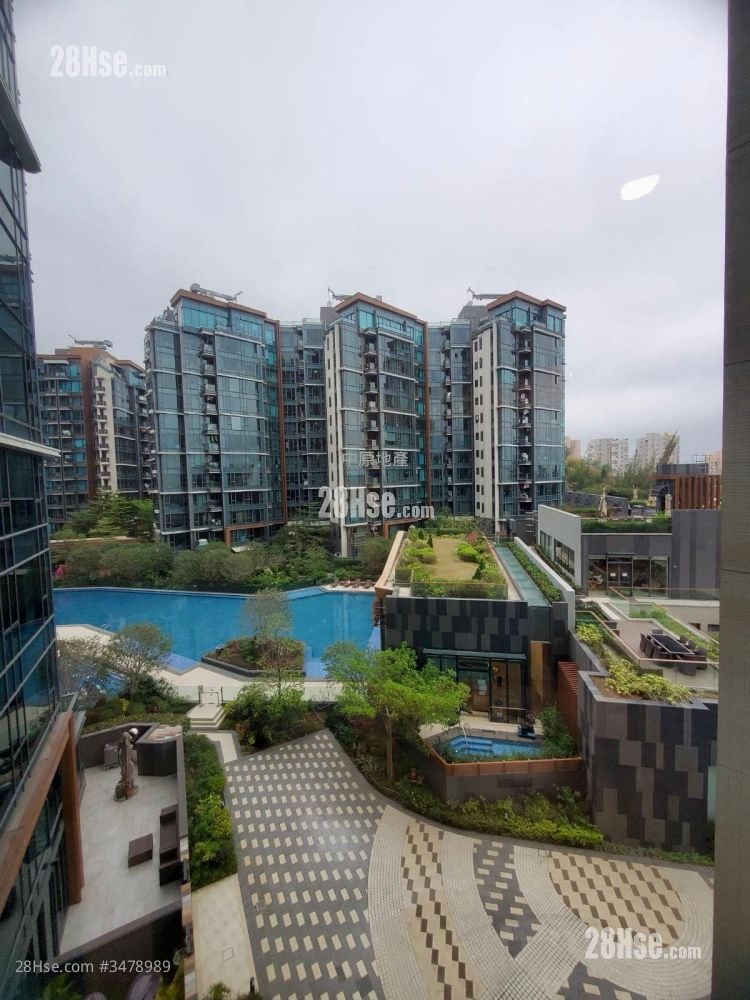 The Bloomsway Rental 2 Bedrooms , 1 Bathroom 624 ft²