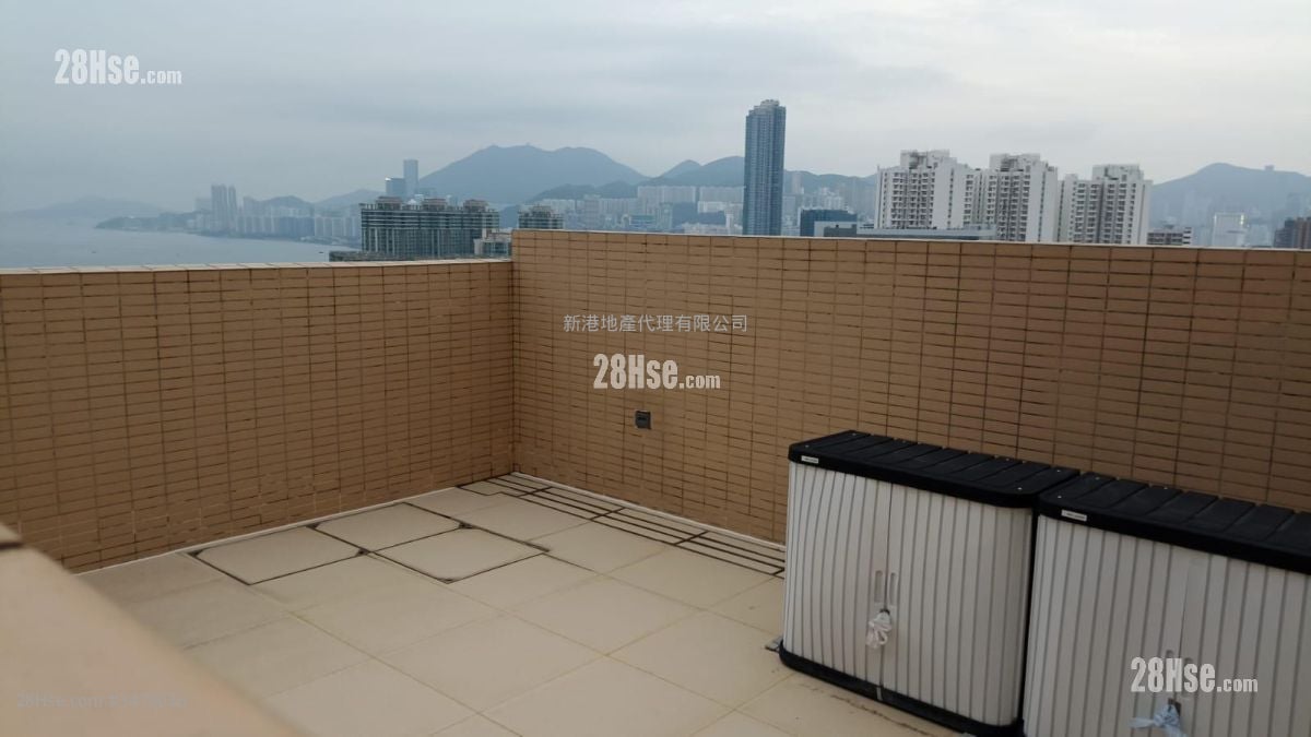 Upper East Sell Studio , 1 Bathroom 230 ft²