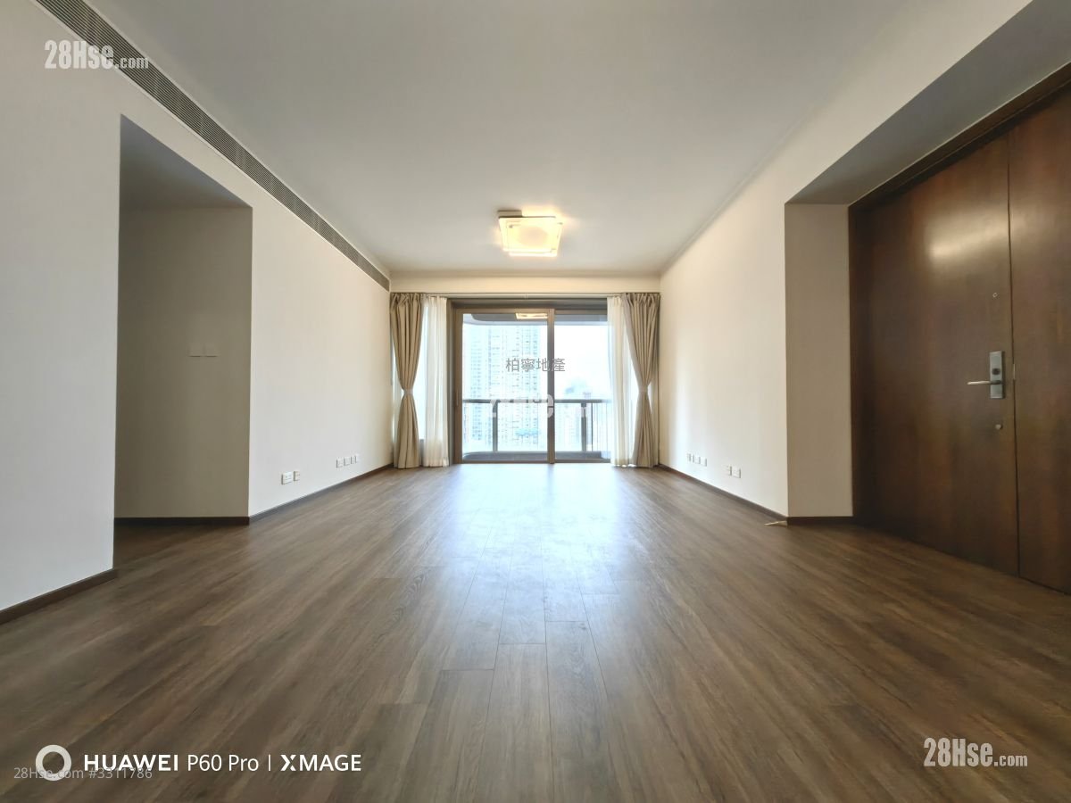 8 Chun Fai Terrace Rental 4 Bedrooms , 3 Bathrooms 1,542 ft²