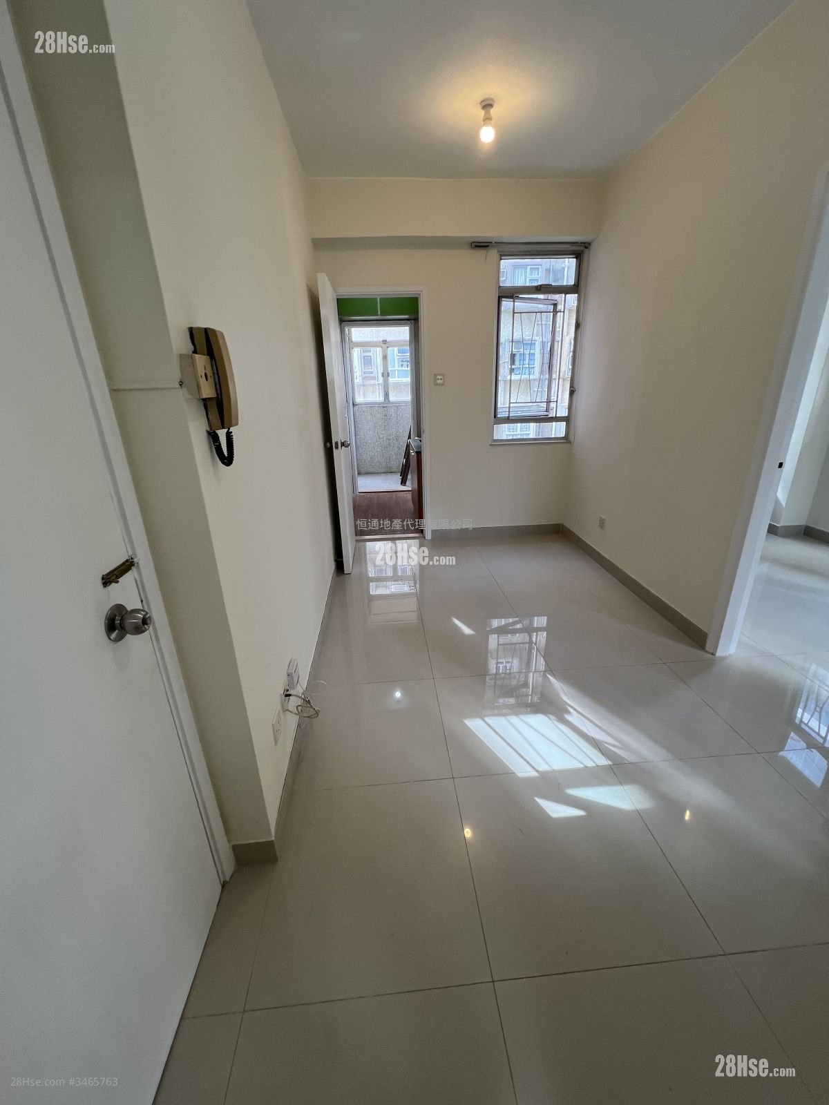 Kin Bong Building Sell 1 Bedroom , 1 Bathroom 288 ft²