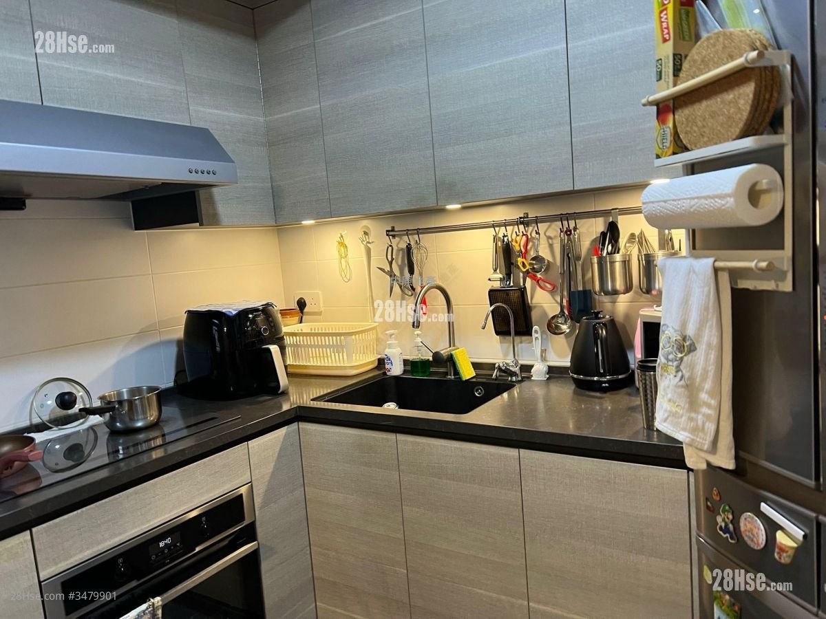 Kingswood Villas Sell 3 Bedrooms , 1 Bathroom 551 ft²