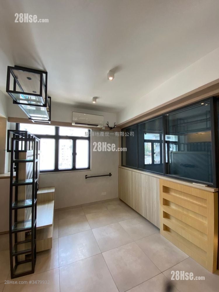 Soares Garden Rental 2 Bedrooms , 2 Bathrooms 473 ft²
