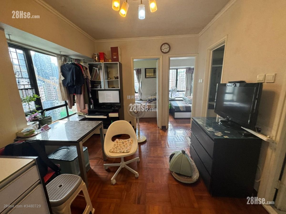 Wing Fai Mansion Sell 2 Bedrooms , 1 Bathroom 316 ft²