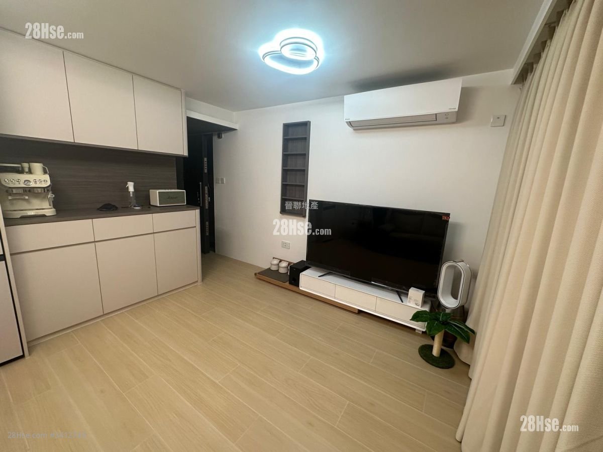 Tung Lo Wan Village Sell 1 Bedroom , 1 Bathroom 400 ft²
