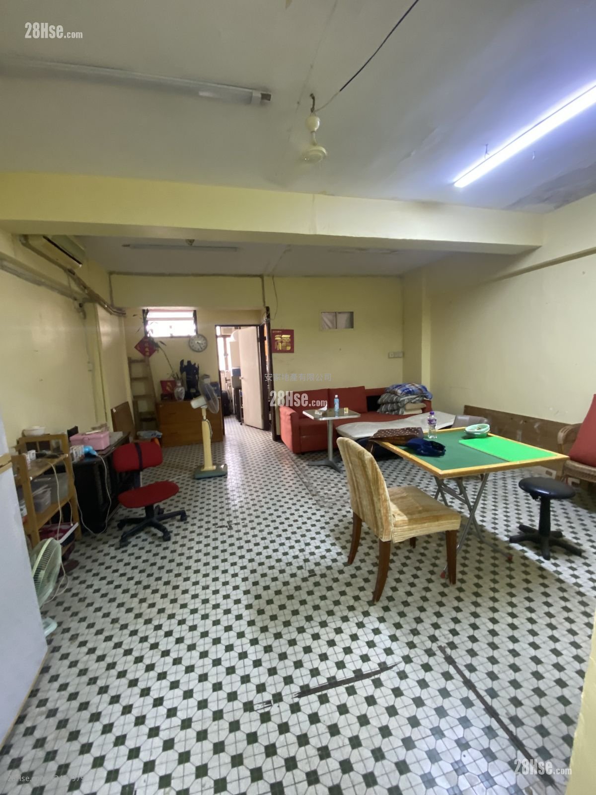 Hing Wong Mansion Rental 2 Bedrooms , 1 Bathroom 689 ft²