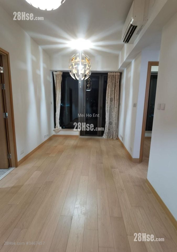 One Homantin Rental 2 Bedrooms , 1 Bathroom 493 ft²