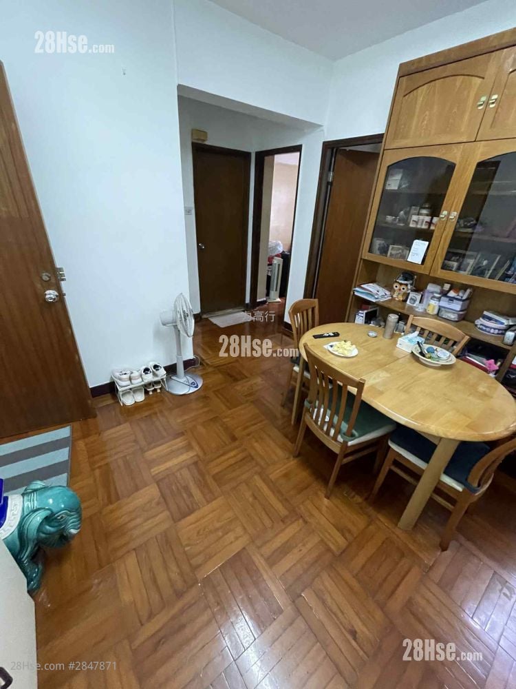 Pearl City Mansion Sell 2 Bedrooms , 1 Bathroom 493 ft²