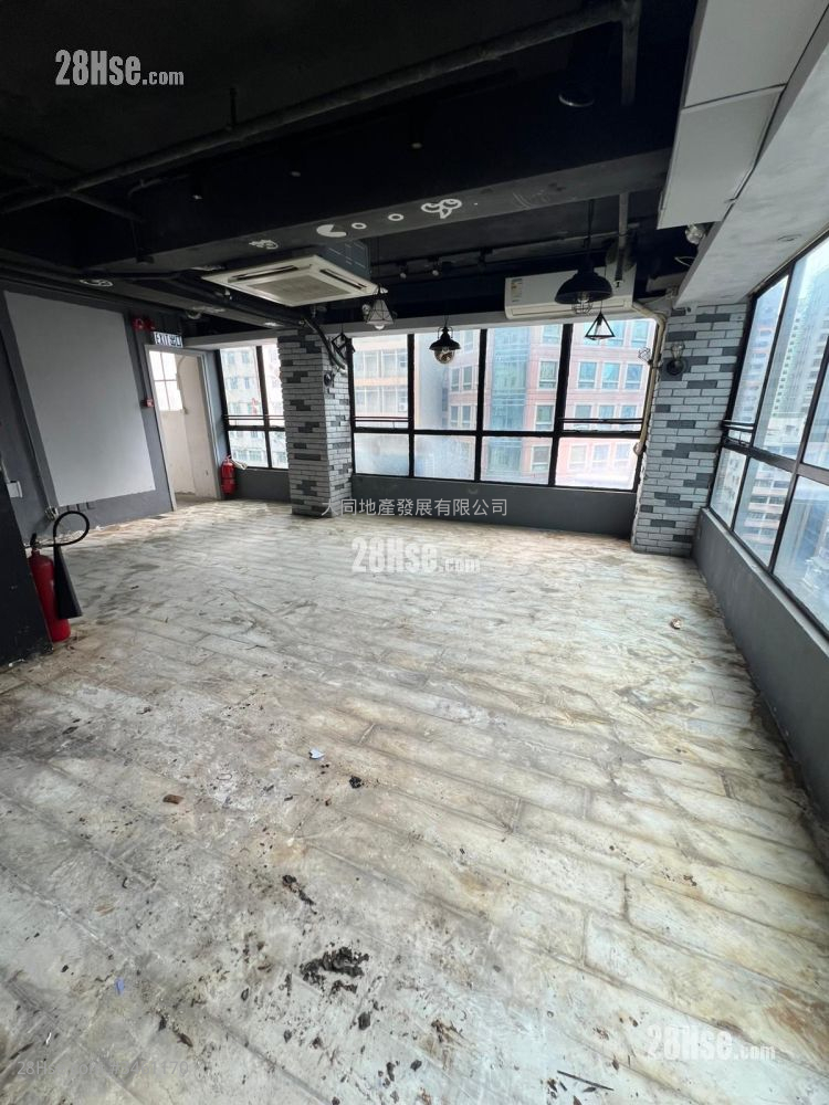 Hanway Commercial Centre Rental Studio , 1 Toilet