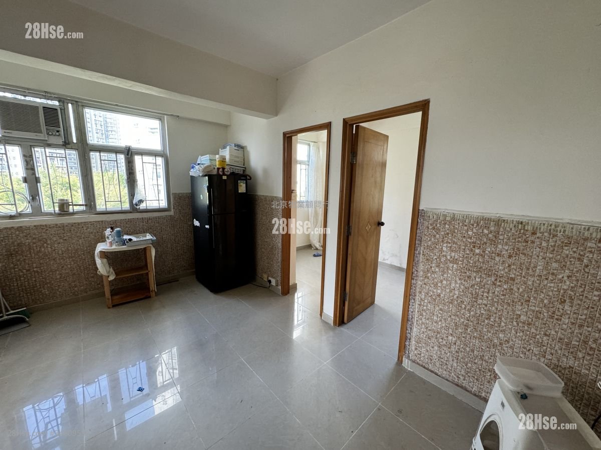 Yuen Cheong Building Rental 2 Bedrooms , 1 Bathroom 385 ft²