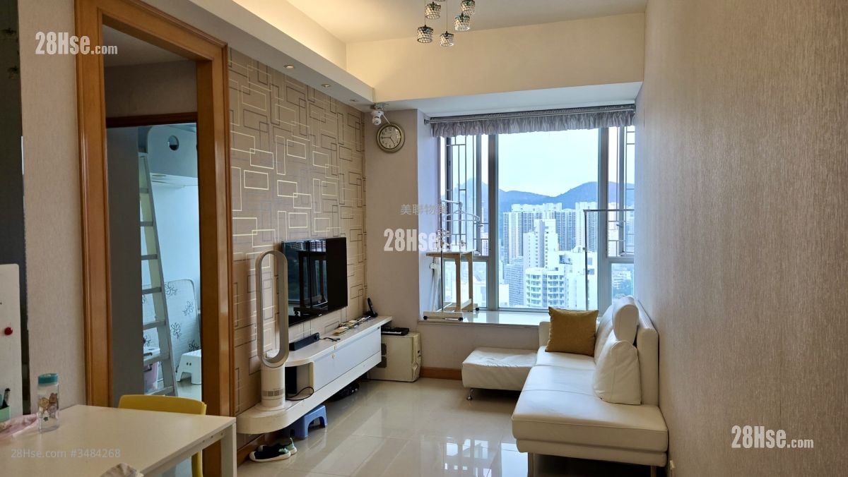 Indihome Sell 2 Bedrooms , 1 Bathroom 424 ft²