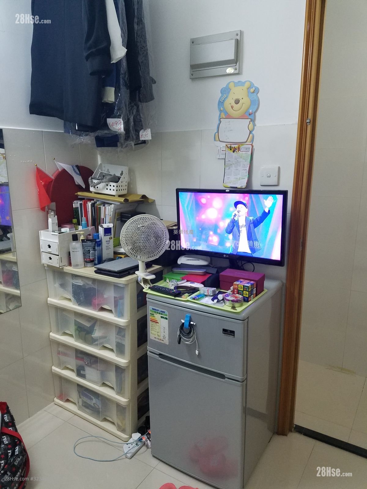 Cheong Wai Mansion Sell 3 Bedrooms , 3 Bathrooms 446 ft²