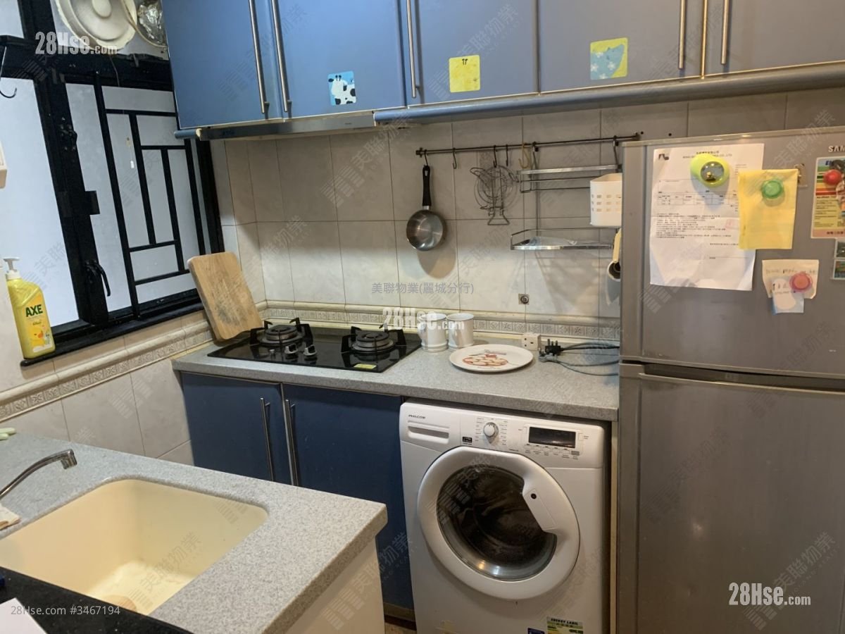 Bayview Garden Sell 3 Bedrooms , 2 Bathrooms 610 ft²