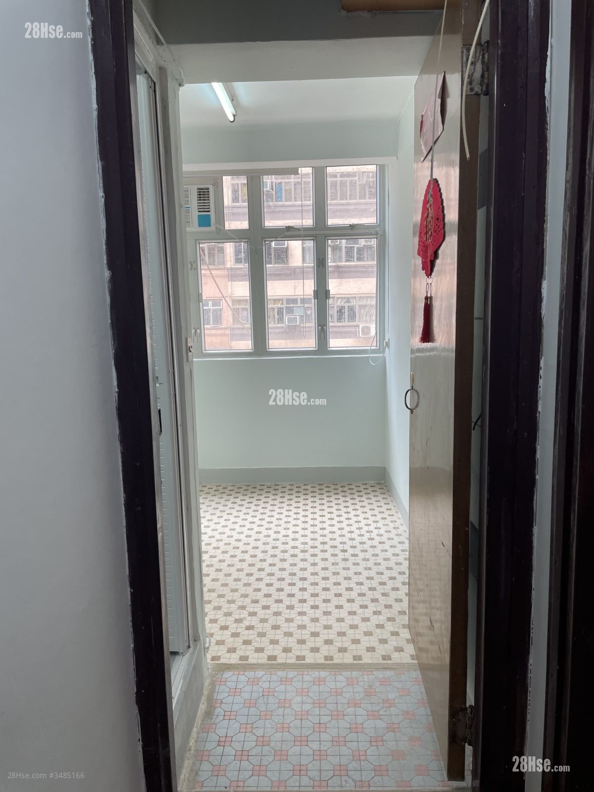 Mansion Building Rental 1 Bathroom 120 ft²