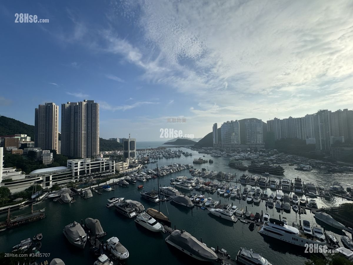 Marinella Sell 3 Bedrooms , 2 Bathrooms 1,270 ft²