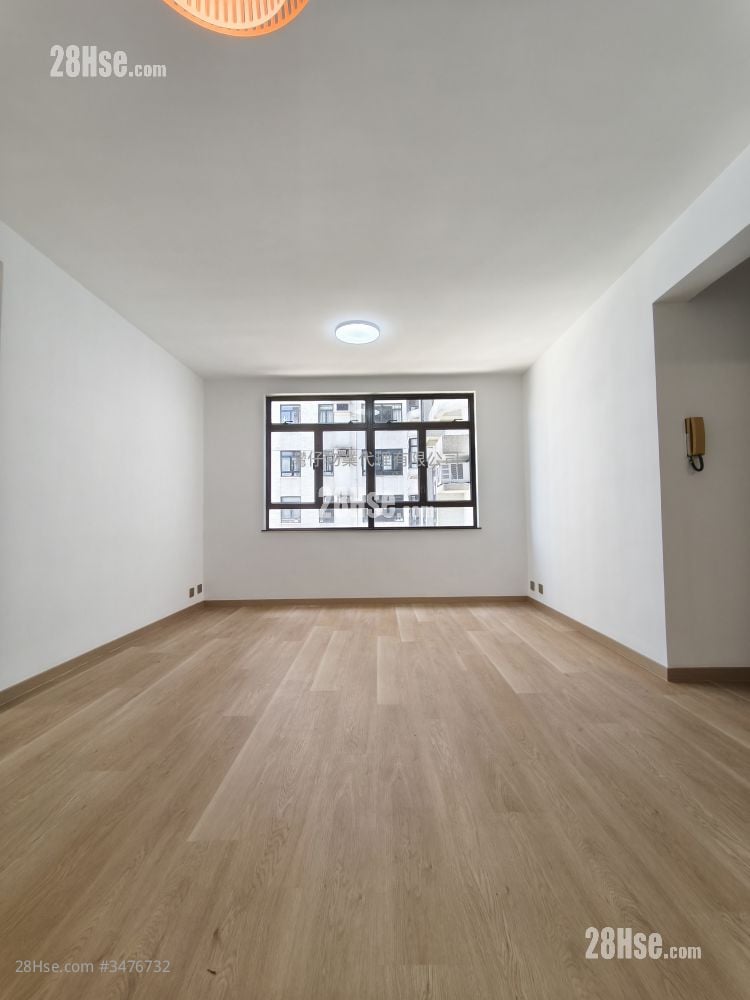 Heng Fa Chuen Sell 3 Bedrooms , 2 Bathrooms 722 ft²