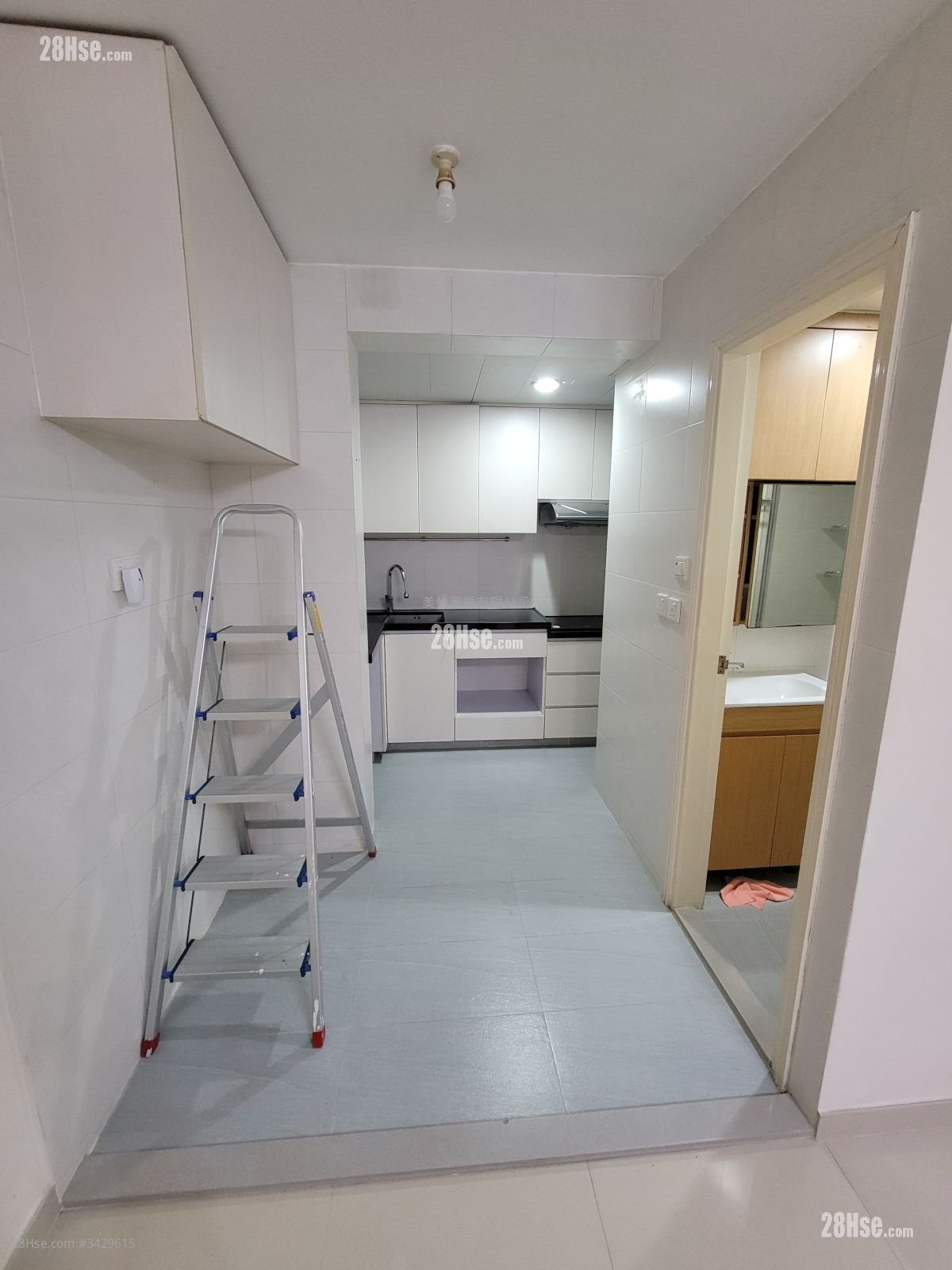 Tung Hei Court Rental 2 Bedrooms , 1 Bathroom 435 ft²