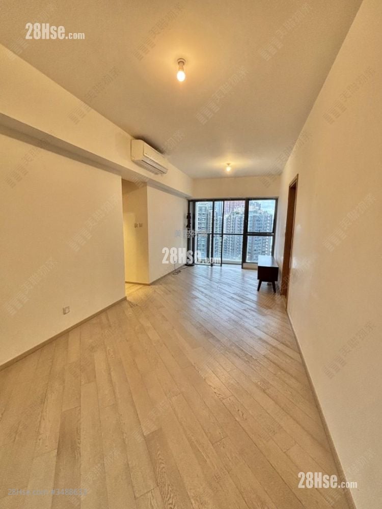 The Wings Rental 3 Bedrooms , 3 Bathrooms 841 ft²